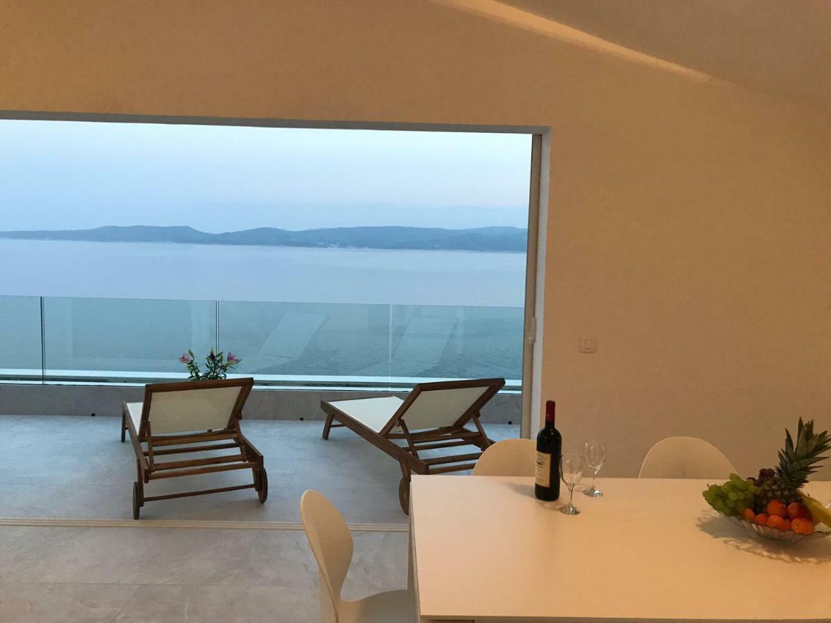 Apartments Vela Sollis Marusici  Buitenkant foto