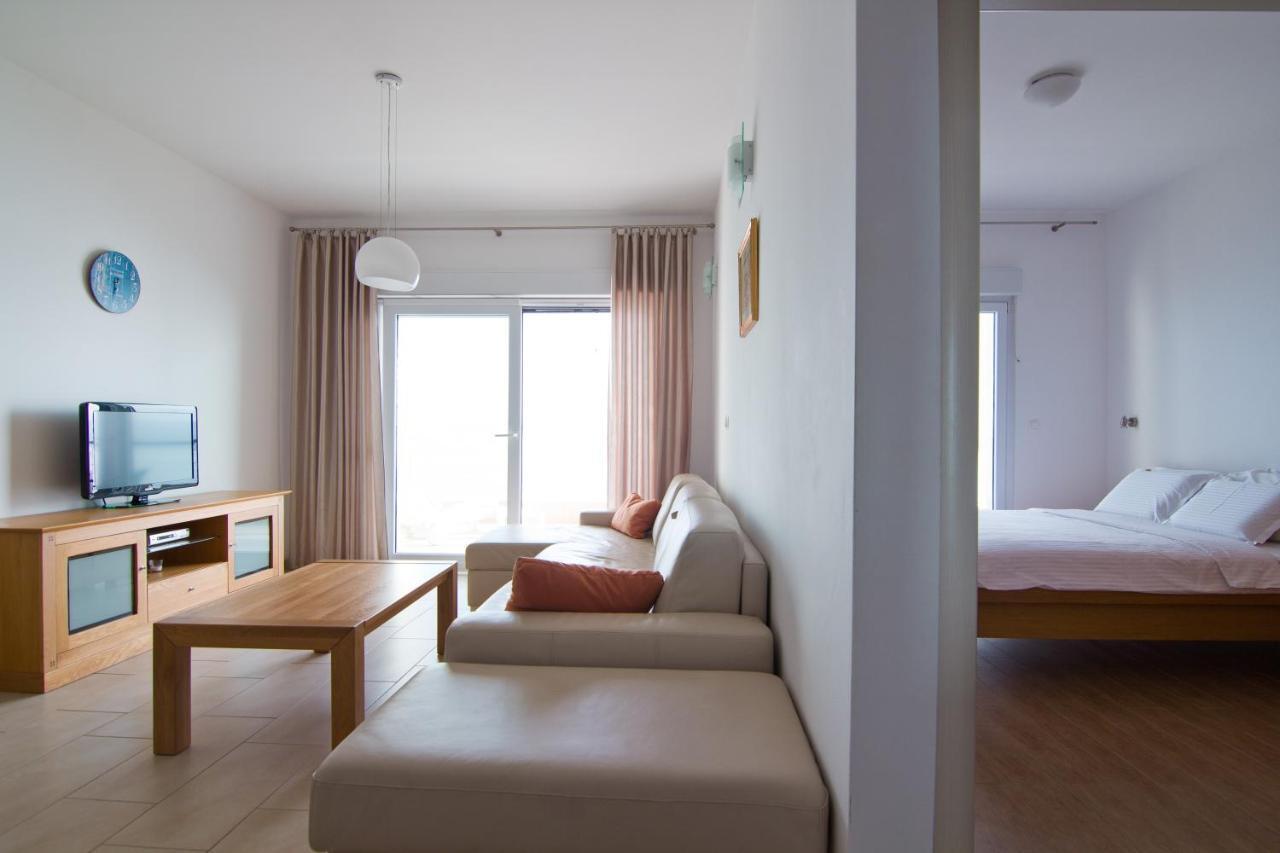 Apartments Vela Sollis Marusici  Kamer foto